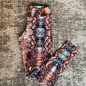 LICI FIT Multicolor Snake Print Leggings